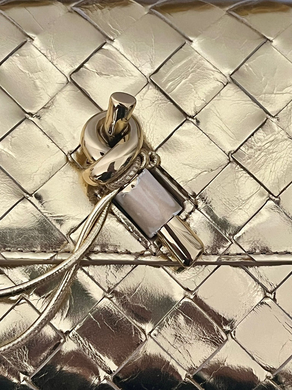 Bottega andiamo clutch gold