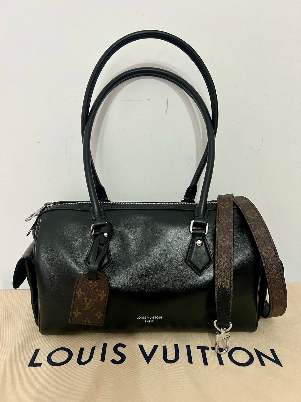 LV speedy cargo Vibe