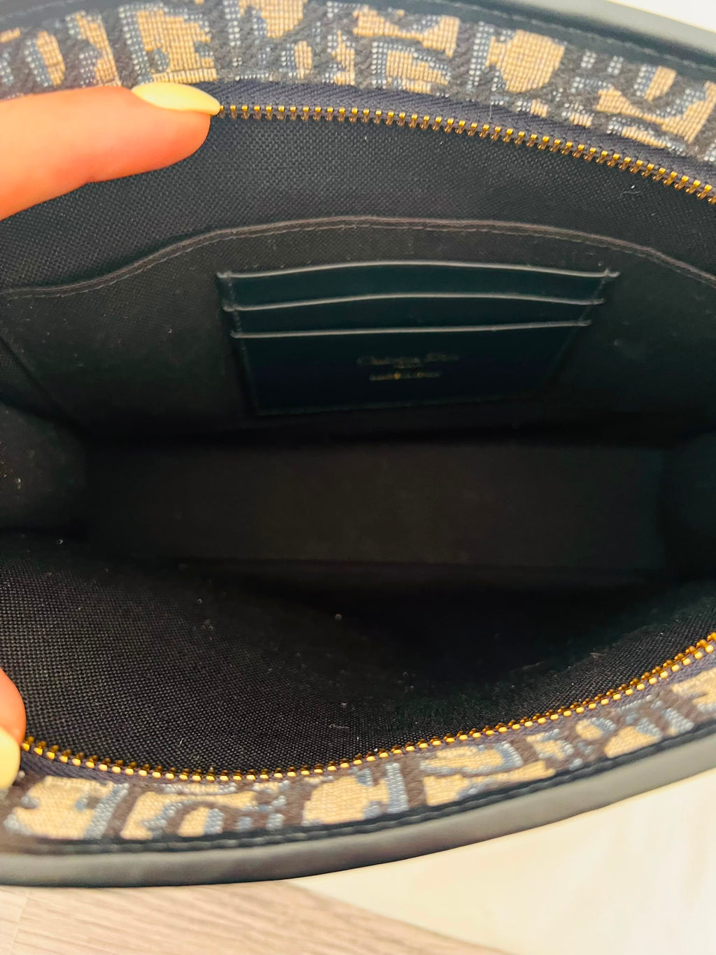 Cd oblique clutch