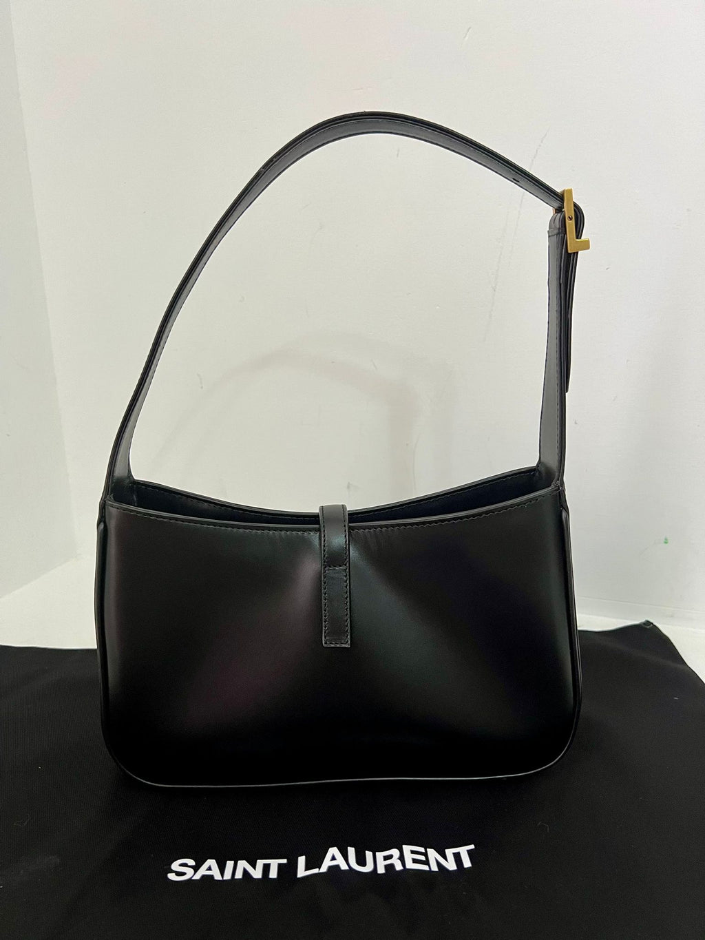 Ysl Saint Laurent Hobo 5 a 7 black