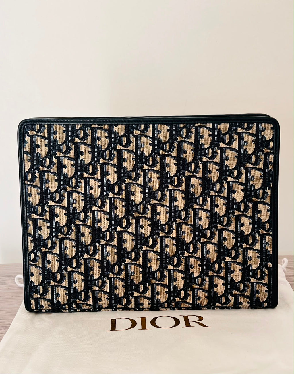 Cd oblique clutch