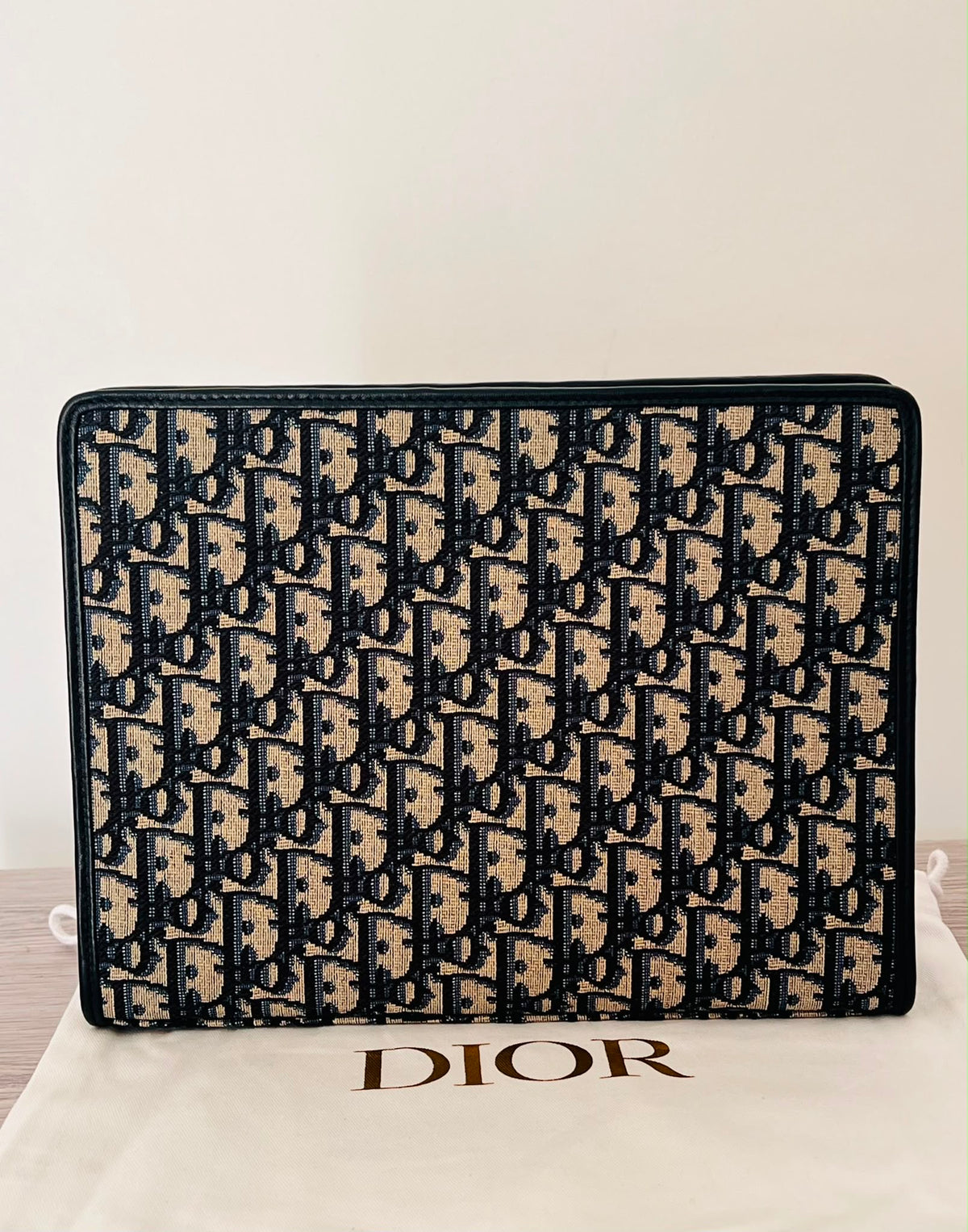 Cd oblique clutch
