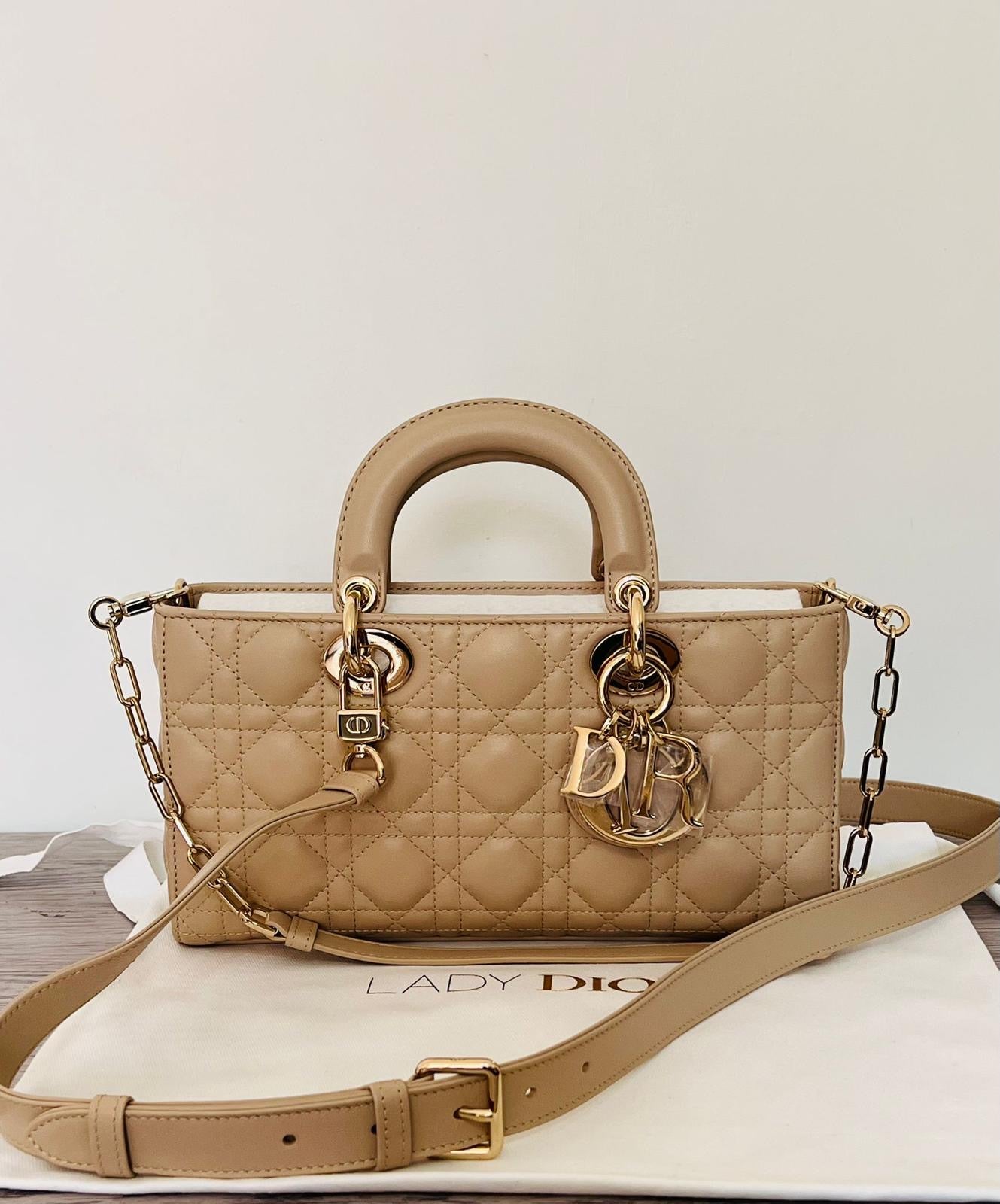 Djoy medium beige