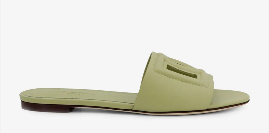 Millennial slides green size 38 1/2