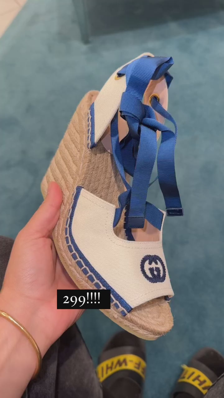 Gucci wedge sandals 40.5